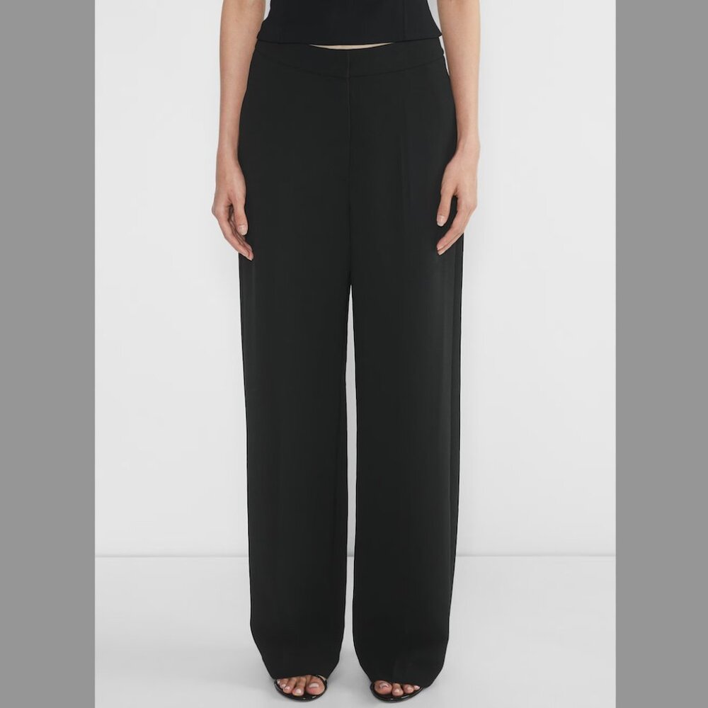 NWOT Aritzia Limitless Pant Black - Size 6 Short